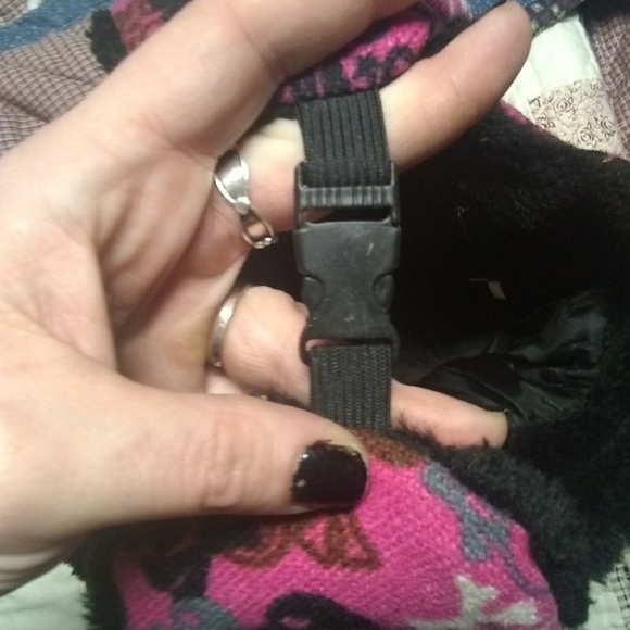 Winter hat - Picture 2 of 6